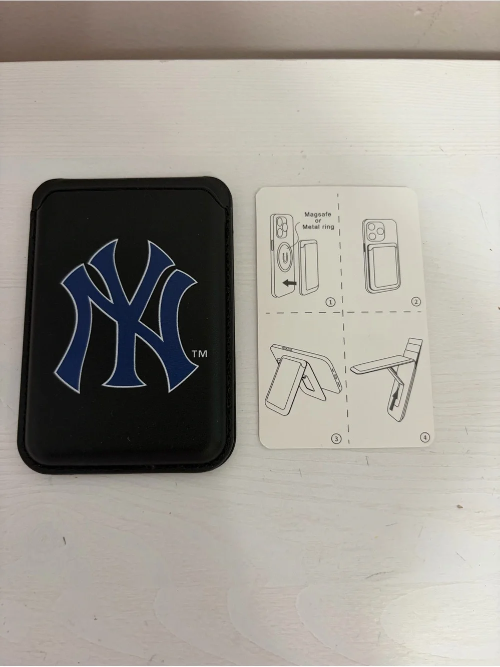 New York Yankees Black Magnetic Phone Wallet & Kickstand